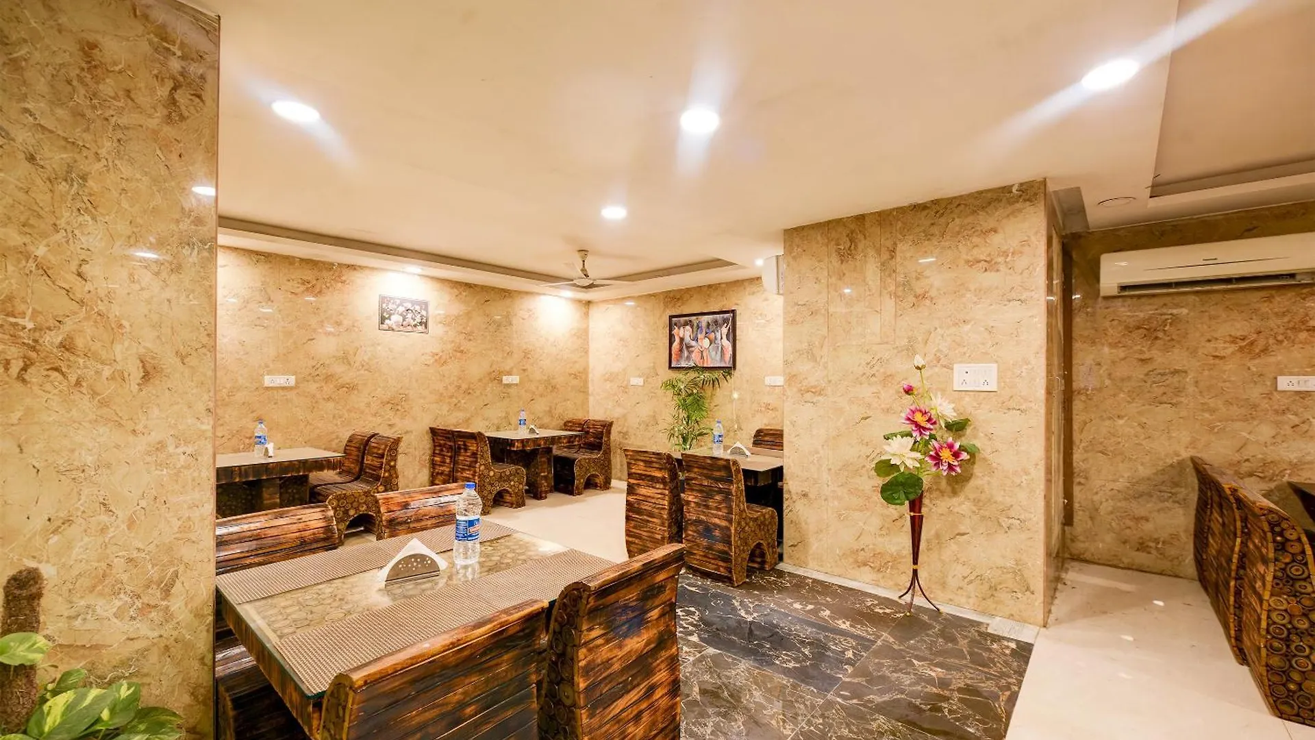 Ambrosia Suites New Delhi Hotel