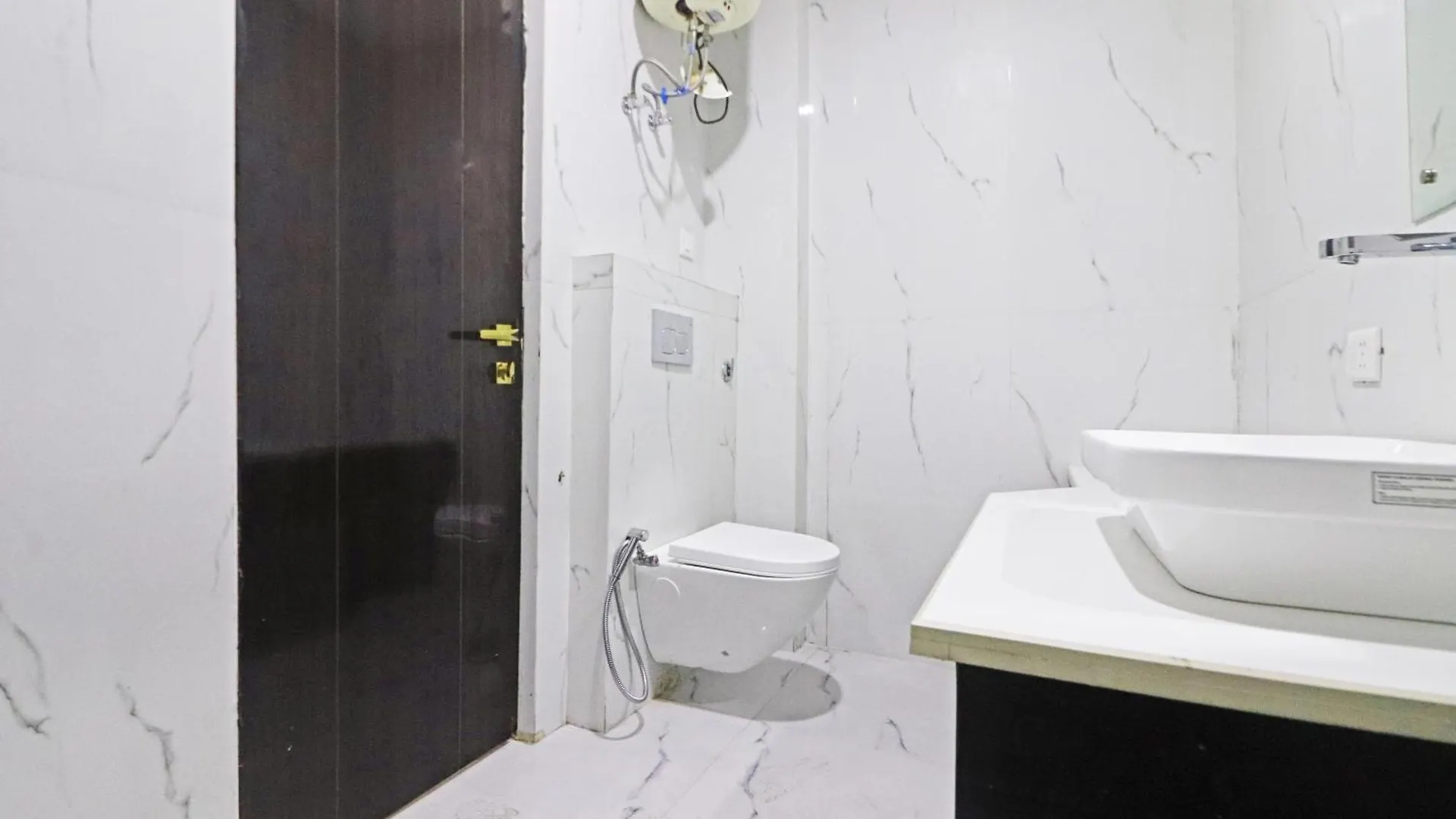 Hotel Ambrosia Suites New Delhi