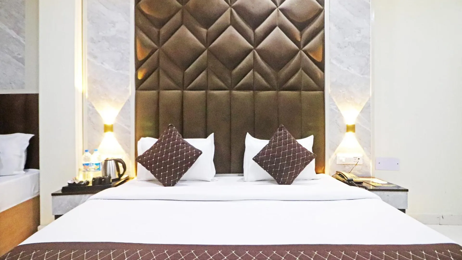 Ambrosia Suites New Delhi Hotel
